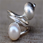 White Pearl and Silver Ball Matt Finish Handmade 925 Sterling Silver Ring
